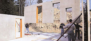 Seminterrato con elementi prefabbricati e coibentazione